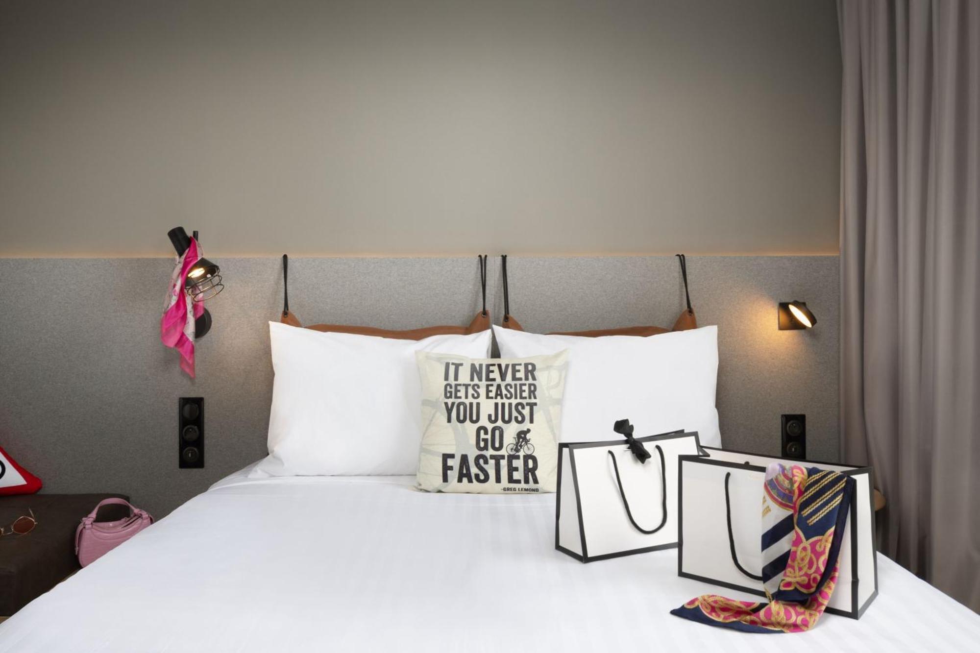 Moxy Paris 클라마르 외부 사진